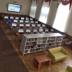 КиберШкола KiberOne в легендарной Библиотеке Белинского  - КИБЕРшкола программирования для детей, компьютерные курсы для школьников, начинающих и подростков - KIBERone г. Нягань